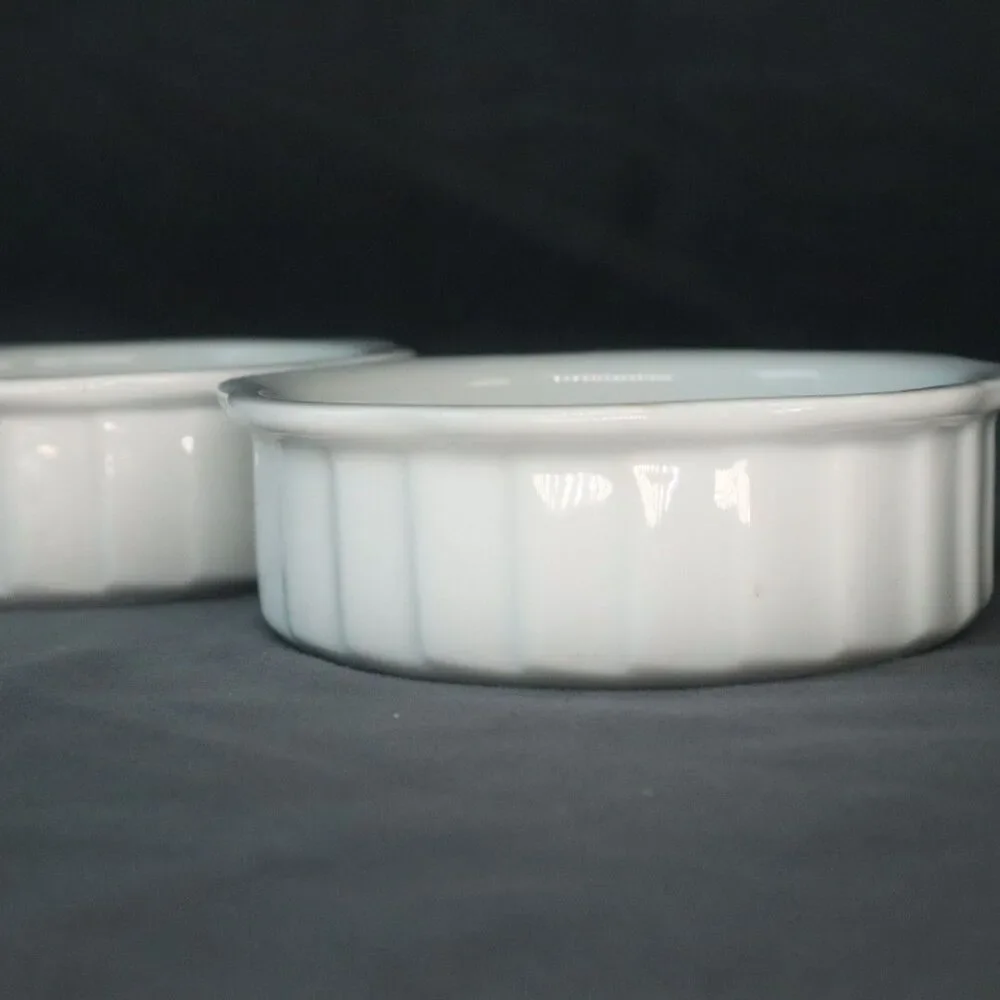 Trivet set of 2 XCELL brand but looks like french white pyrex 3.5